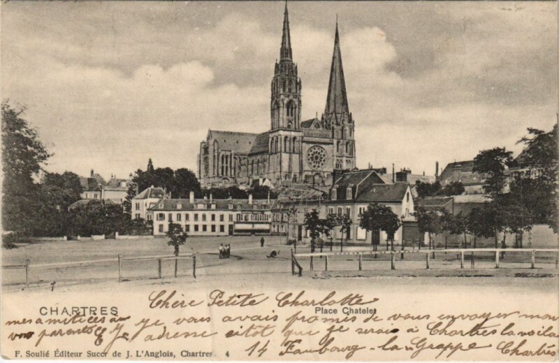 Carte postale ancienne Chartres Place Chatele France à Chartres