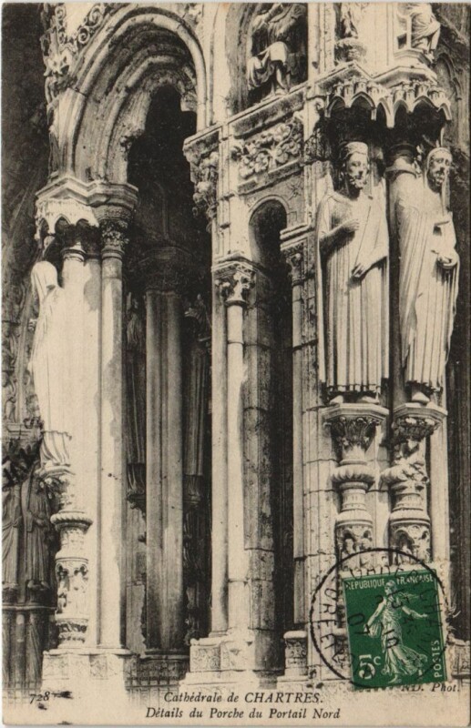 Carte postale ancienne Chartres Cathedrale details du Porche France à Chartres