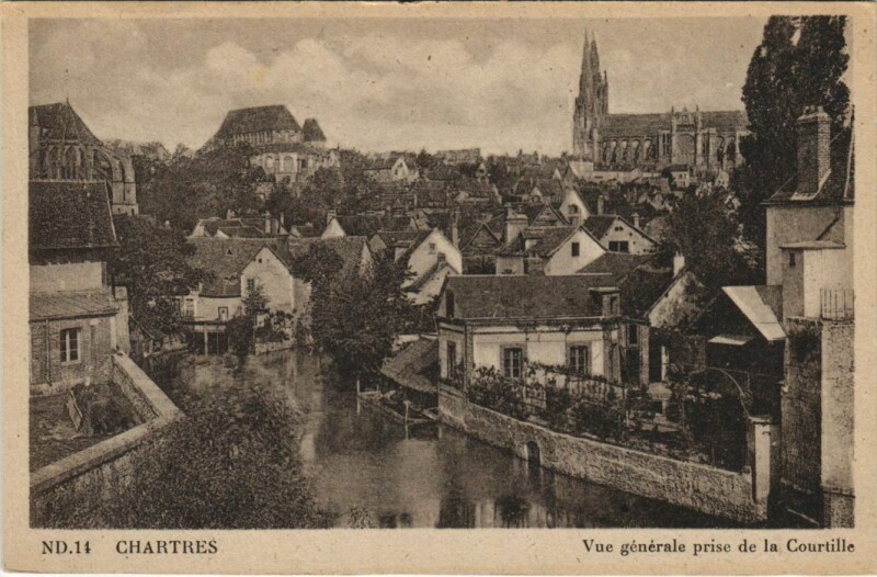 Carte postale ancienne Chartres vue generale France à Chartres