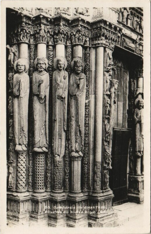 Carte postale ancienne Chartres Cathedrale Pilastres du Portail Royal France à Chartres