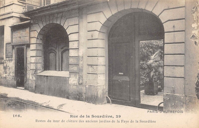 Carte postale ancienne Paris 1er arrt La Rue De La Sourdiere à Paris 1er