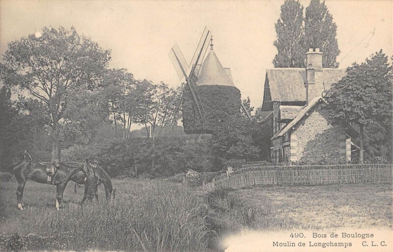 Carte postale ancienne Bois de Boulogne - Moulin de Longchamps à Paris 16e