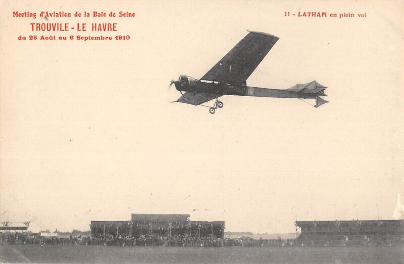 Carte postale ancienne Meeting Aviation Baie De Seine Trouville Le Havre 1910 Latham En Plein Vo