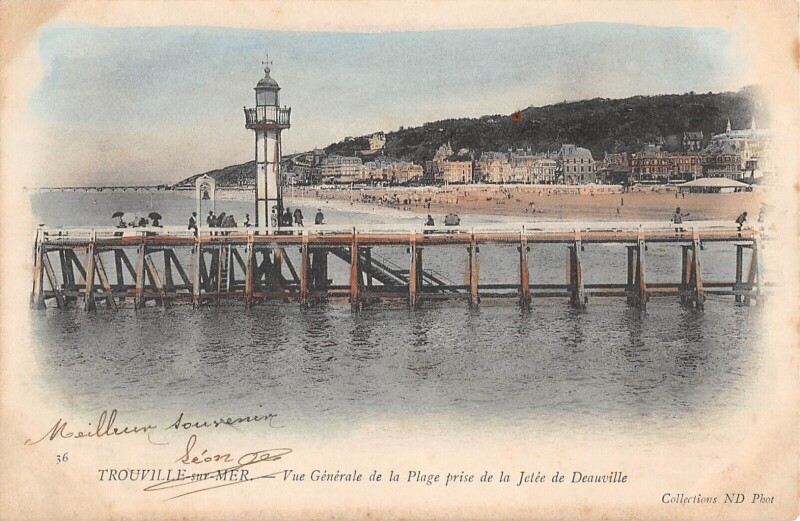 Carte postale ancienne Trouville Sur Mer Vue Generale De La Plage Prise Jetee Deauville à Deauville