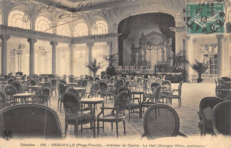 Carte postale ancienne Deauville Interieur Du Casino Le Hall à Deauville