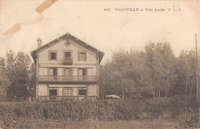 Carte postale ancienne Trouville Villa Lucile
