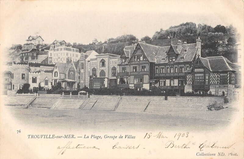 Carte postale ancienne Trouville Sur Mer La Plage Groupe De Villas à Trouville-sur-Mer