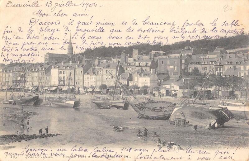Carte postale ancienne Trouville Vue Du Port A Maree Basse