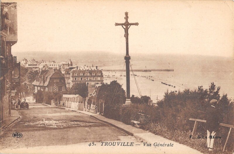 Carte postale ancienne Trouville Vue Generale