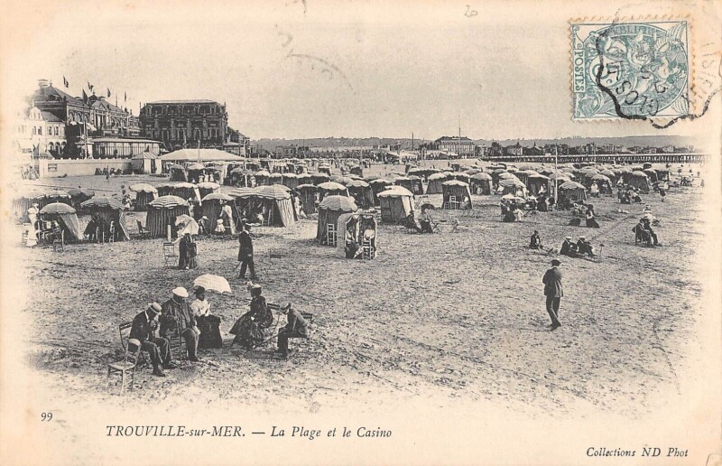 Carte postale ancienne Trouville Sur Mer La Plage Et Casino - Scene De Plage - Mer à Trouville-sur-Mer