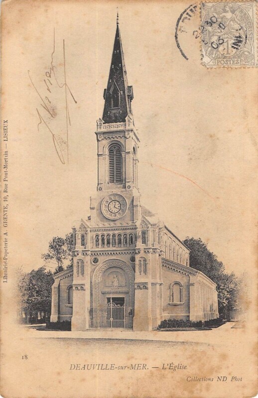 Carte postale ancienne Deauville Sur Mer L'Eglise à Deauville