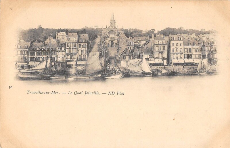 Carte postale ancienne Trouville Sur Mer Le Quai Joinville à Trouville-sur-Mer