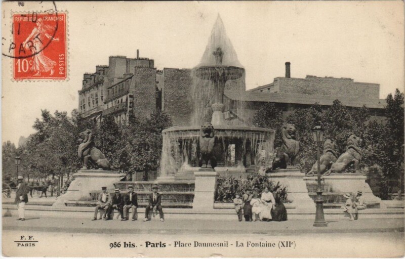 Carte postale ancienne Paris 12e Place Daumesnil La Fontaine