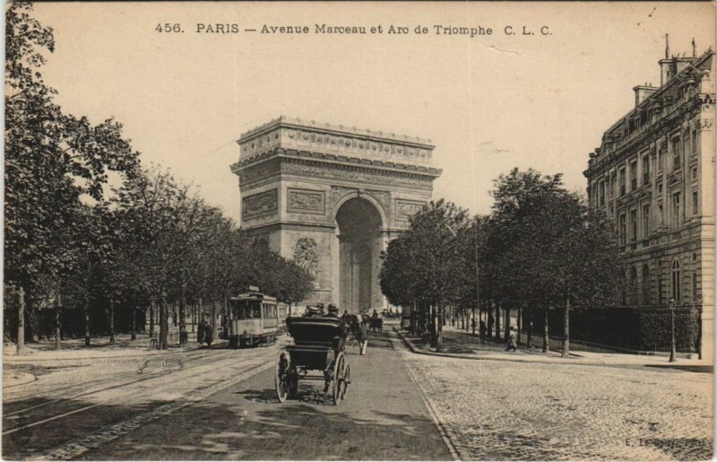 Carte postale ancienne Avenue Marceau et Arc de Triomphe à Paris 16e