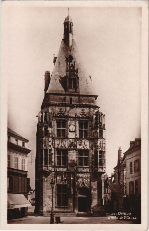 Carte postale ancienne Dreux Hotel de Ville France à Dreux