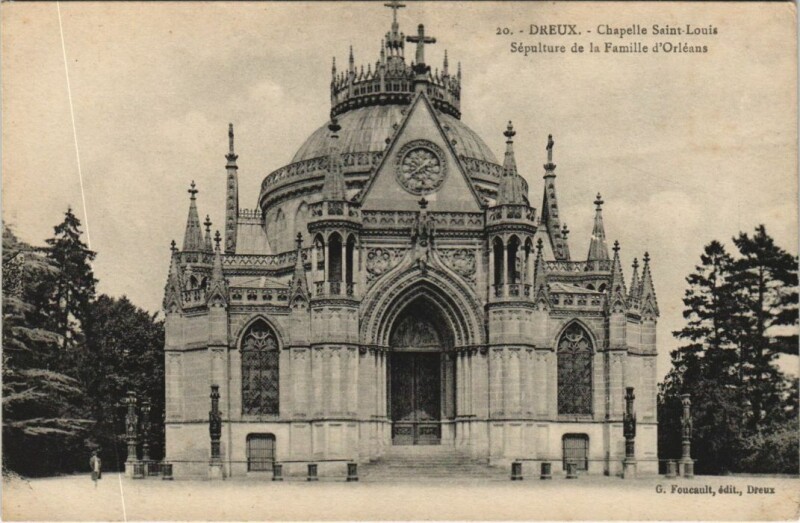 Carte postale ancienne Dreux Chapelle Saint-Louis, Sepulture de la Famille d'Orleans France à Dreux