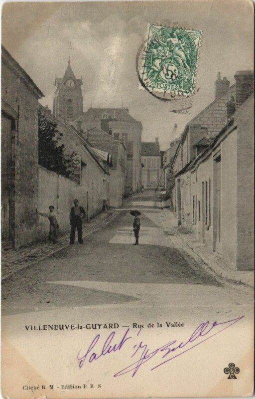 Carte postale ancienne Villeneuve la Guyard Rue de la Vallee France à Villeneuve-la-Guyard