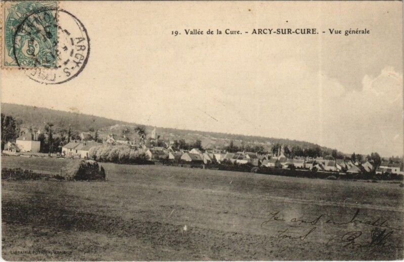 Carte postale ancienne Arcy s Cure Vue Generale France