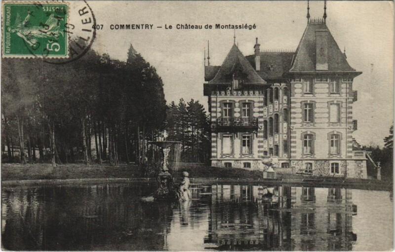 Carte postale ancienne Commentry Le Chateau du Montassiege à Commentry