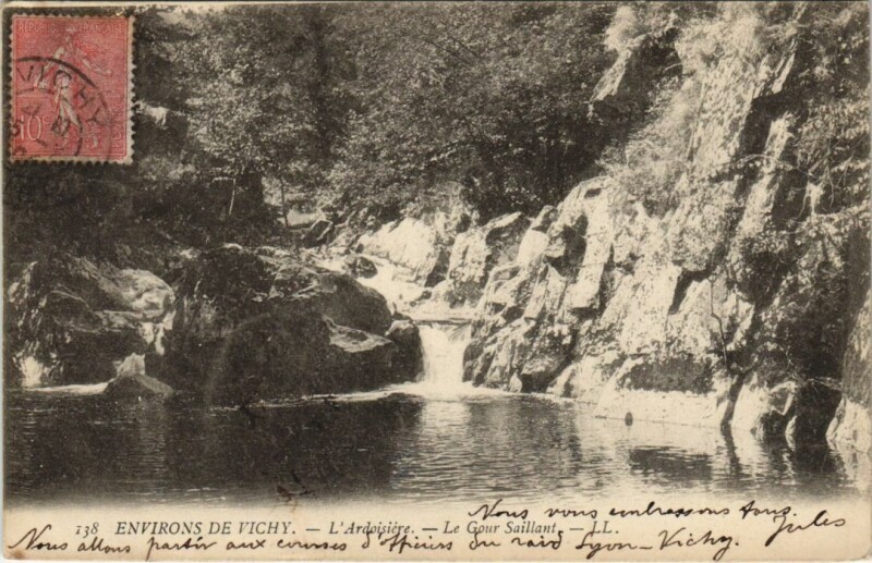 Carte postale ancienne Vichy Environs - L'Ardoisiere - Le Gour Saillant à Vichy
