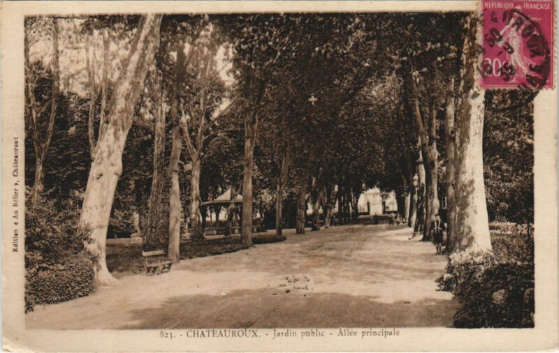 Carte postale ancienne Chateauroux Jardin Public, Allee Principale France