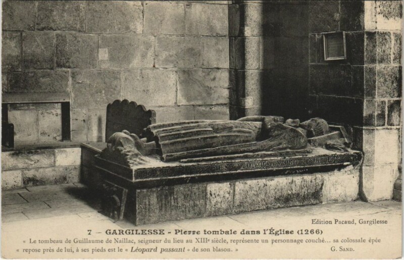 Carte postale ancienne Gargilesse Pierre tombale dans l'Eglise France