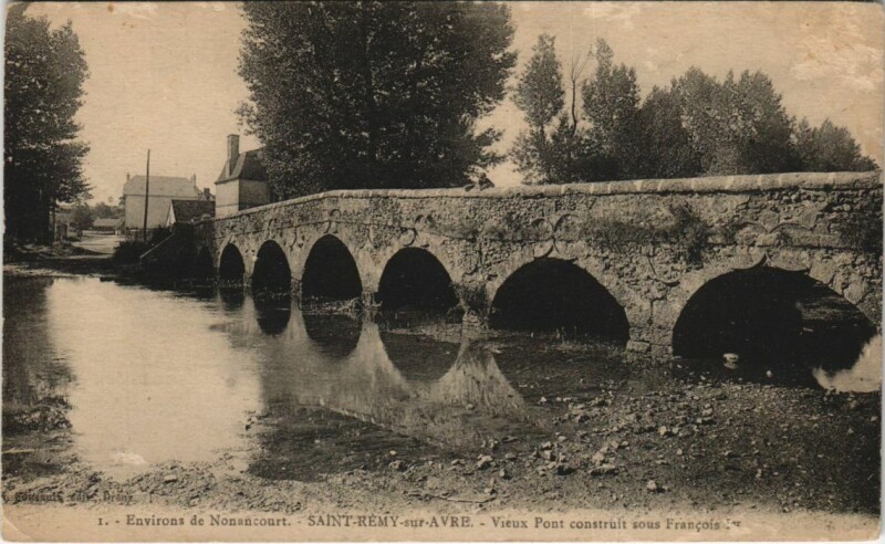 Carte postale ancienne Saint-Remy-sur-Avre Vieux Pont