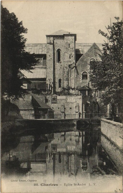 Carte postale ancienne Chartres Eglise Saint-Andre à Chartres
