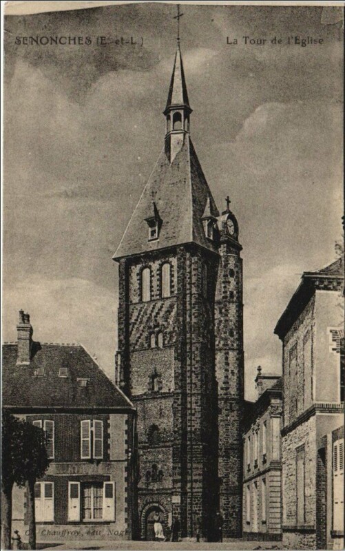 Carte postale ancienne Senonches La Tour de l'Eglise à Senonches