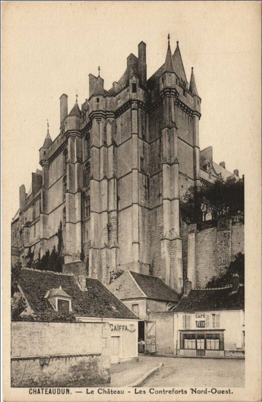Carte postale ancienne Chateaudun Le Chateau - Les Contreforts Nord-Ouest