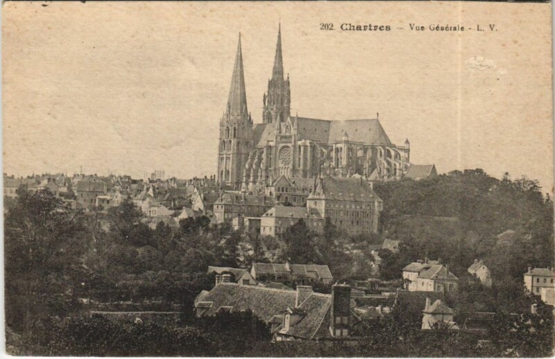 Carte postale ancienne Chartres Vue Generale à Chartres