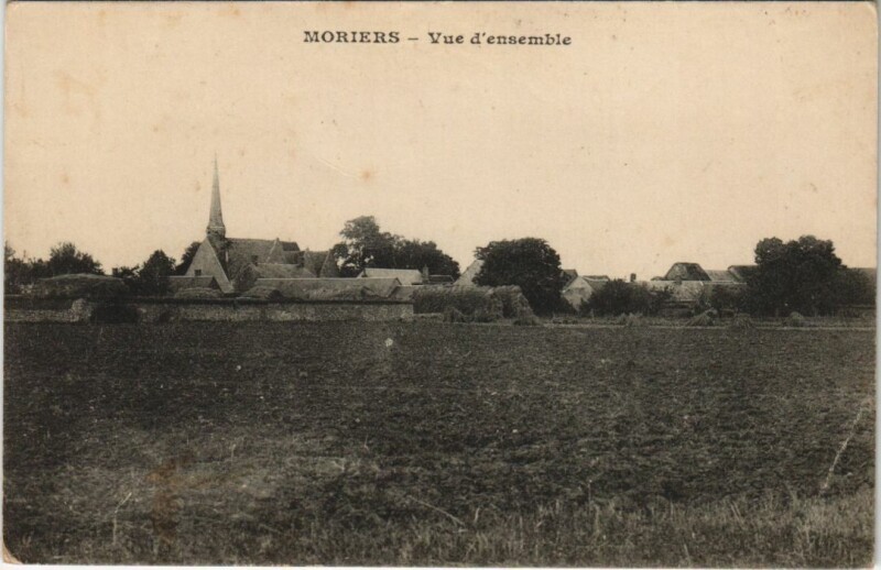Carte postale ancienne Moriers Vue d'Ensemble à Moriers