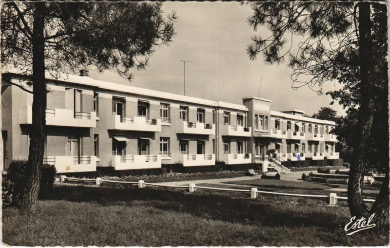 Carte postale ancienne Dreux Le Centre - Cardio-Vasculaire à Dreux