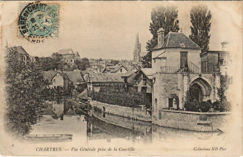 Carte postale ancienne Chartres Vue Generale prise de la Courtille à Chartres