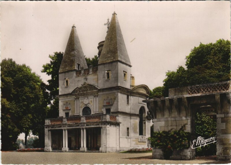 Carte postale ancienne Chateau d'Anet La Chapelle France