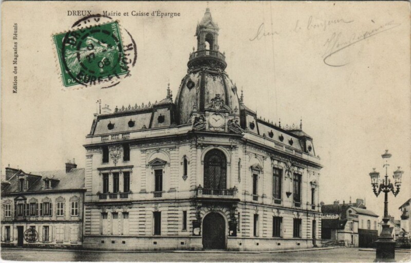 Carte postale ancienne Dreux Mairie et Caisse d'Epargne France à Dreux