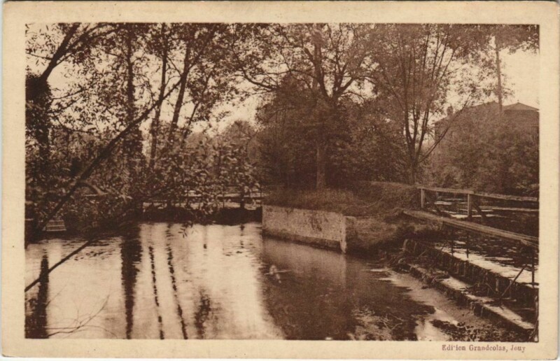 Carte postale ancienne Jouy La Passerelle s l'Eure France
