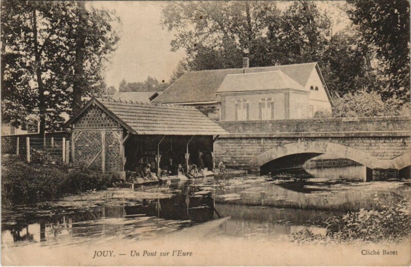 Carte postale ancienne Jouy Un Pont s l'Eure France
