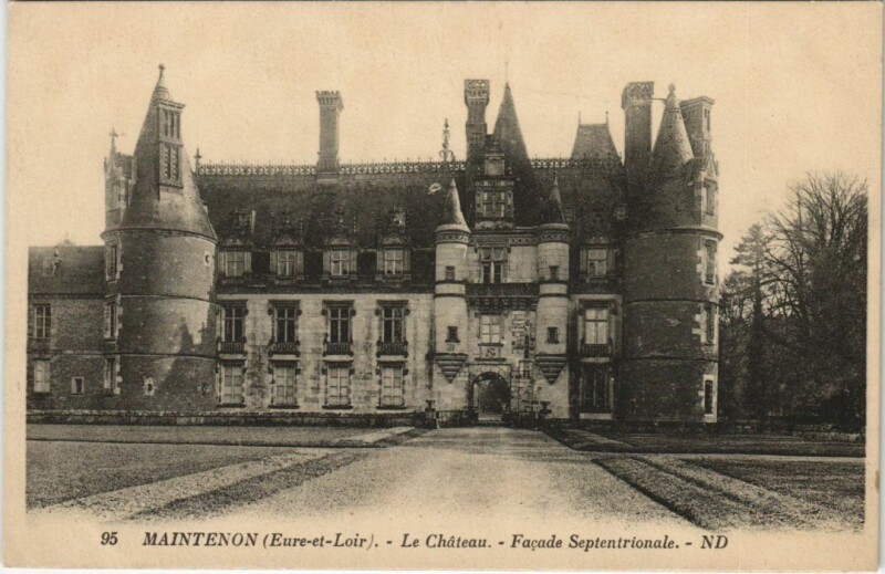 Carte postale ancienne Maintenon Le Chateau, Facade Septentrionale France à Maintenon