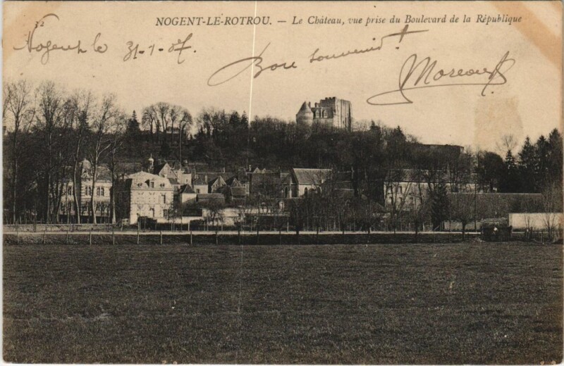 Carte postale ancienne Nogent-le-Rotrou vue prise du Blvrd de la Rep. France à Nogent-le-Rotrou