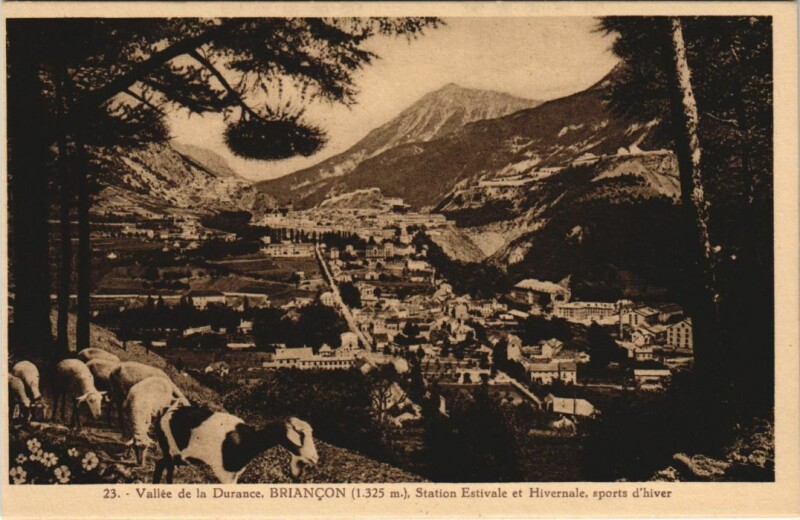 Carte postale ancienne Briancon Station Estivale et Hivernale France