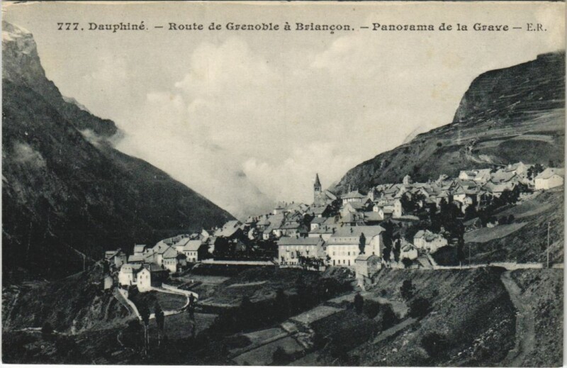 Carte postale ancienne Briancon Panorama de la Grave France à La Grave
