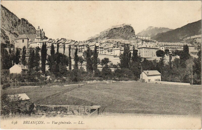 Carte postale ancienne Briancon Vue Generale France