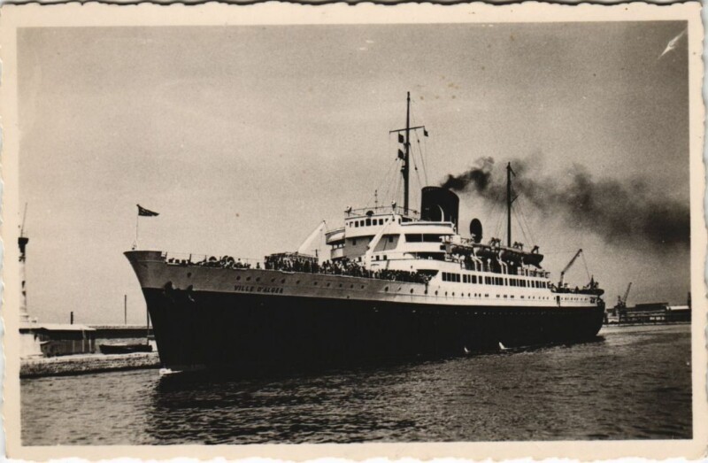 Carte postale ancienne Ville d'Alger - Cie Gle Transatlantique Ships