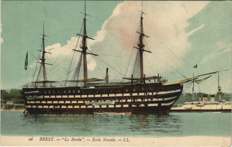 Carte postale ancienne Brest - Le Borda - Ecole Navale Ships
