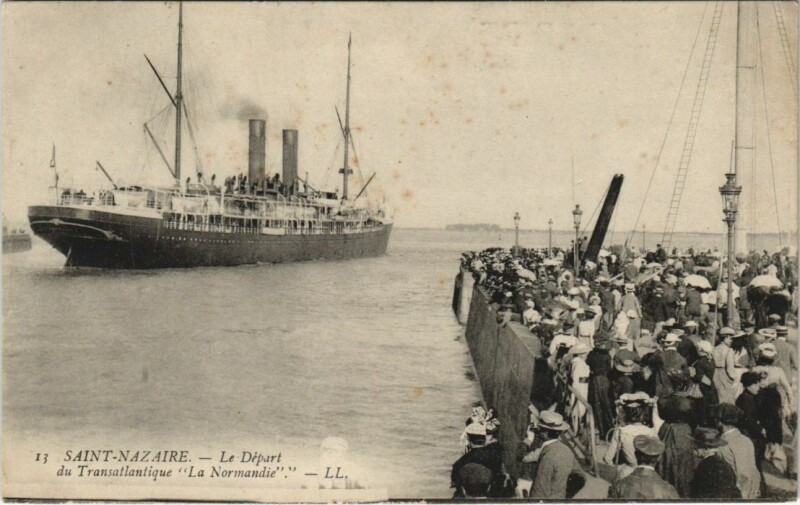 Carte postale ancienne Transatlantique la Normandie Ships