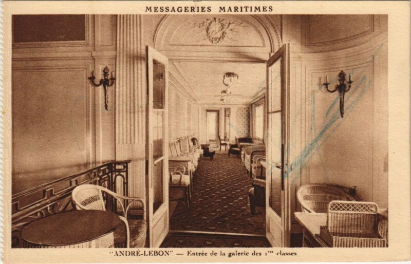 Carte postale ancienne Andre-Lebon - Entree de la Galerie des 1. Classes Ships