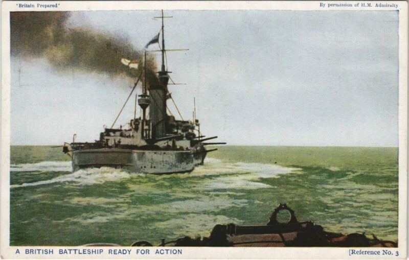 Carte postale ancienne A British Battleship Ready for Action Ships