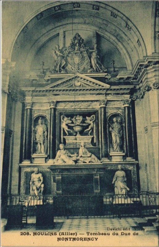 Carte postale ancienne Moulins Tombeau du Duc de Montmorency à Moulins