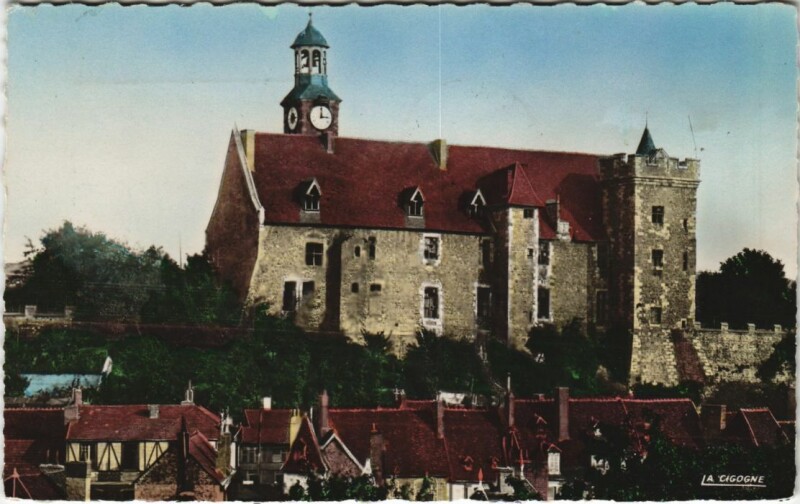 Carte postale ancienne Montlucon Le Vieux Chateau